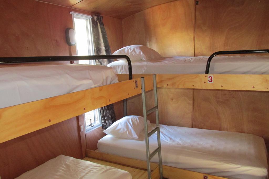 Fernwood Holiday Park モトゥイーカ 部屋 写真
